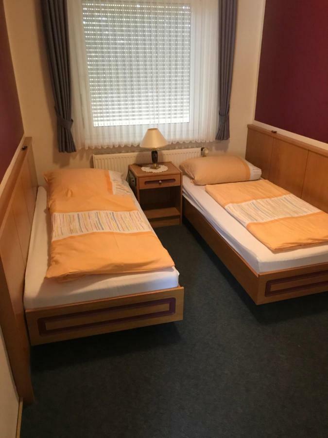 Landhaus Wilhelmshoehe Uetze Buitenkant foto