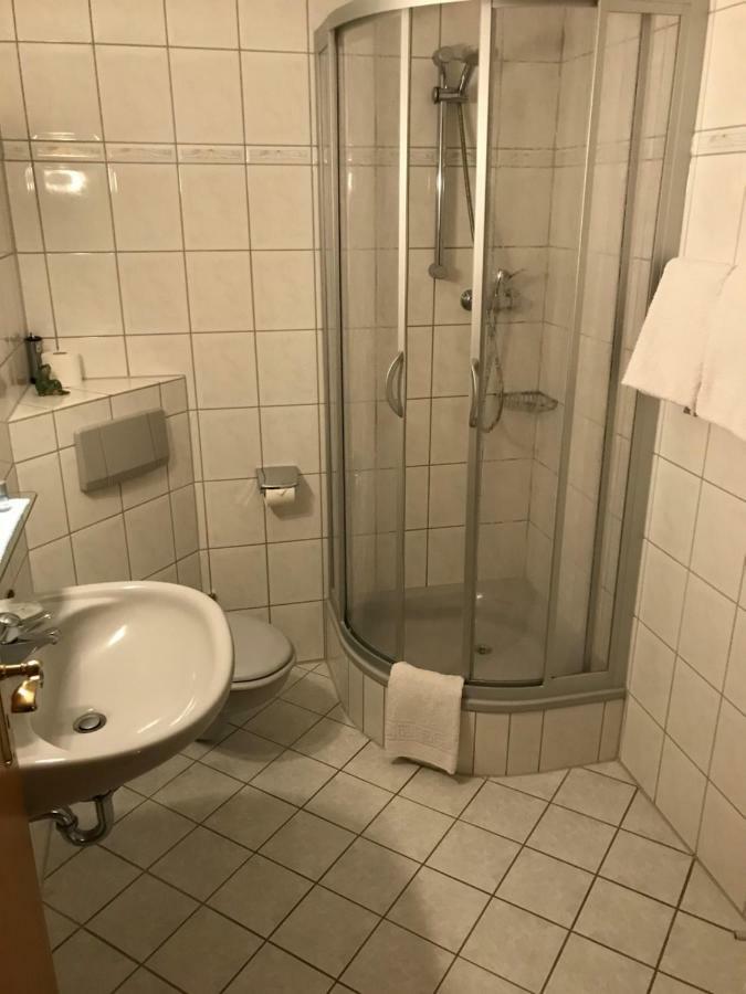 Landhaus Wilhelmshoehe Uetze Buitenkant foto