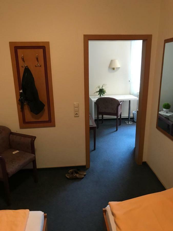 Landhaus Wilhelmshoehe Uetze Buitenkant foto