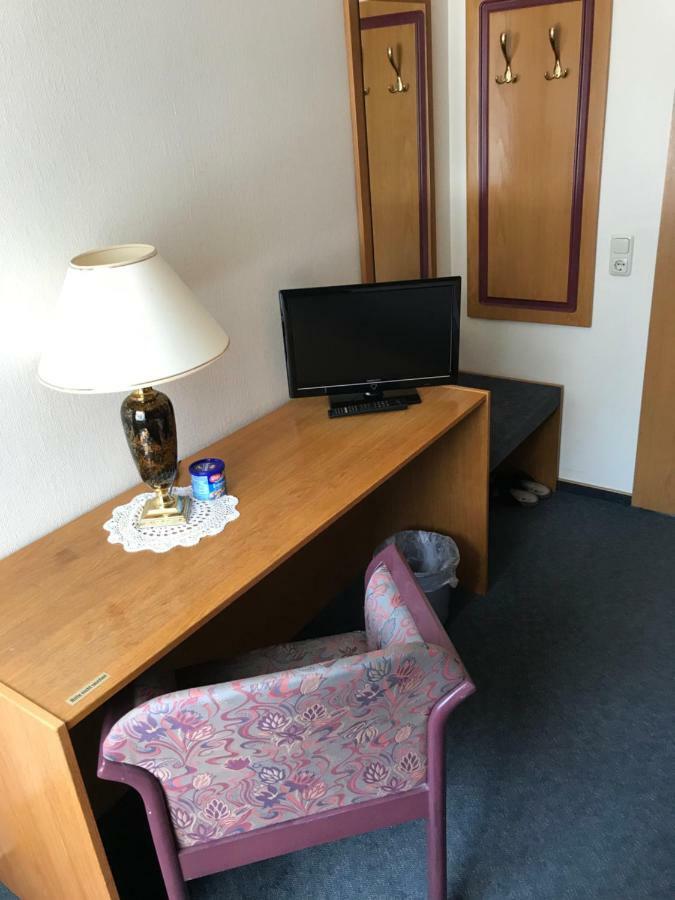 Landhaus Wilhelmshoehe Uetze Buitenkant foto